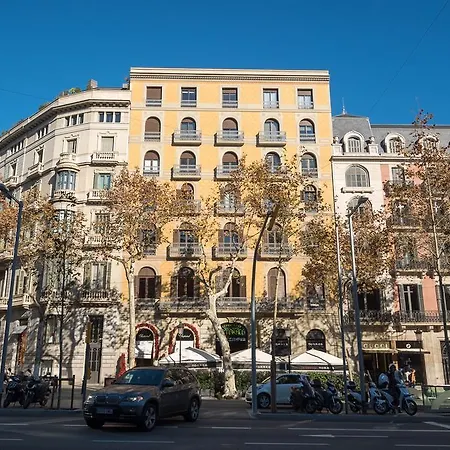 Guest house Hostalin Barcelona Passeig De Gracia 3*