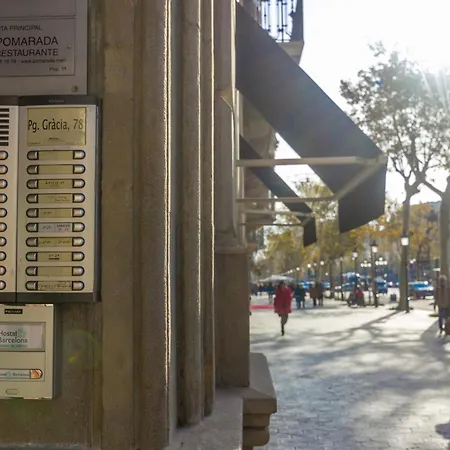 בית הארחה Hostalin Passeig De Gracia ברצלונה