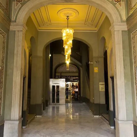 Hostalin Passeig De Gracia 3*