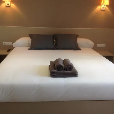 Guest house Hostalin Barcelona Passeig De Gracia 3*