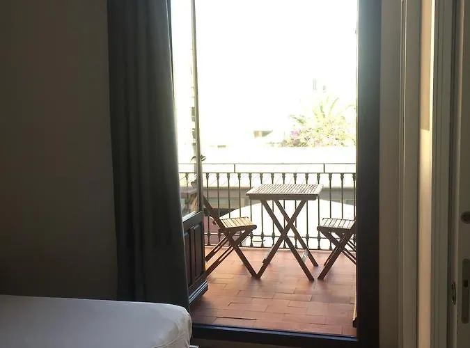 Affittacamere Hostalin Passeig De Gràcia 3*