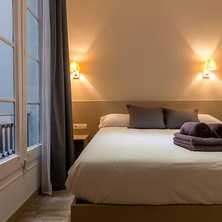 Πανσιόν Hostalin Passeig De Gracia 3*